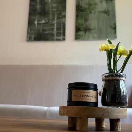 Bitterfelder Cityapartment Im Dichterviertel Eksteriør billede